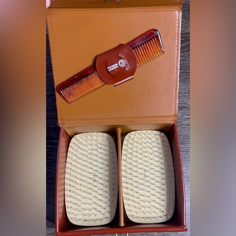 Vintage CUE Grooming Set‎ - Mid Century Top Grain Cowhide Case w/ Tortoise Shell